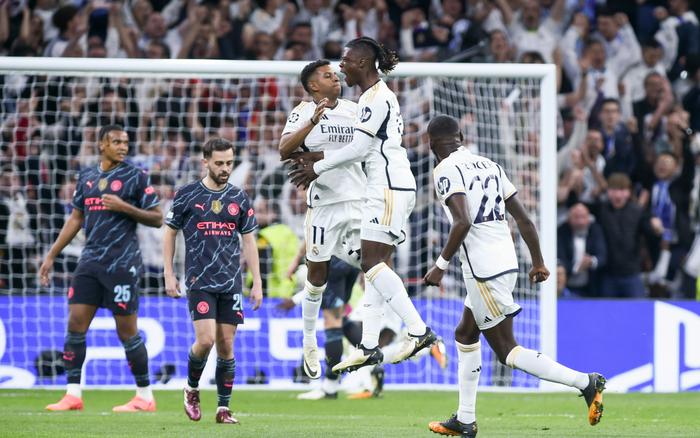 雪大跳台世 雪大跳台世